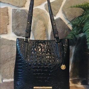 BRAHMIN LARGE CROC EMBOSSED LEATHER BUCKET BAG BLACK MELBOURNE